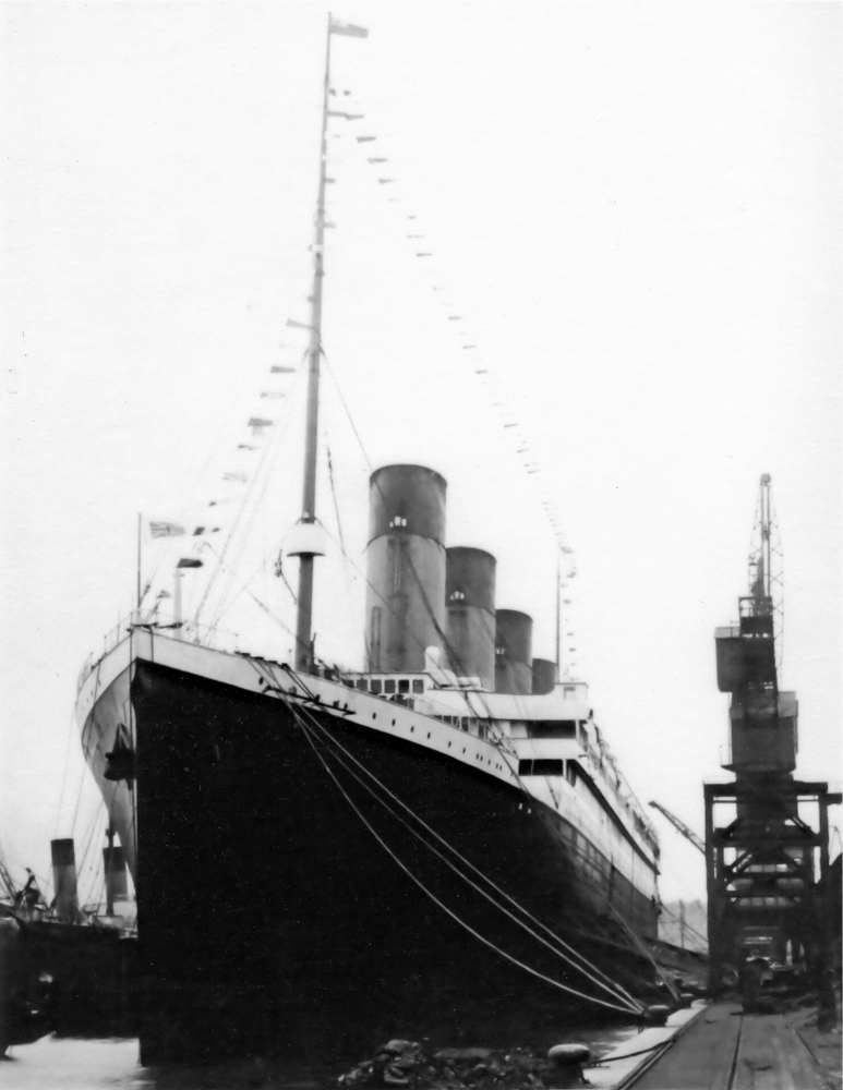 Titanic at dock