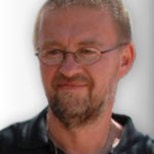 Pic 9. Andre Vitchek, http-_andrevltchek.weebly.com_ - 5.bn